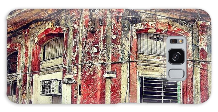 Instavintage Galaxy Case featuring the photograph Ruins - Havana once Upon A Time by Joel Lopez
