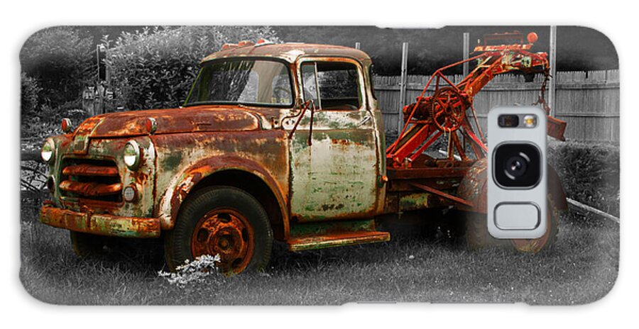 Rusty Galaxy S8 Case featuring the photograph Rusty tow truck by Michael Porchik