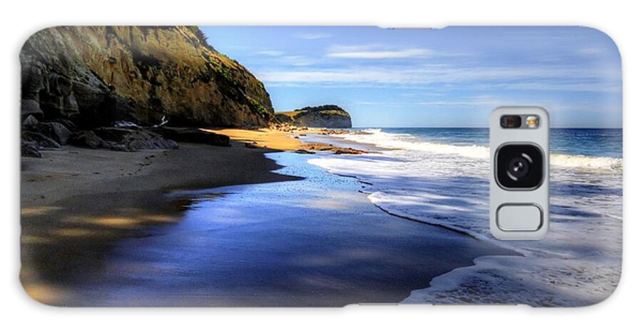 New Zealand Galaxy Case featuring the photograph South Pacific Shores by Peter Mooyman