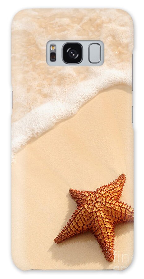 Starfish Galaxy S8 Case featuring the photograph Starfish and ocean wave by Elena Elisseeva