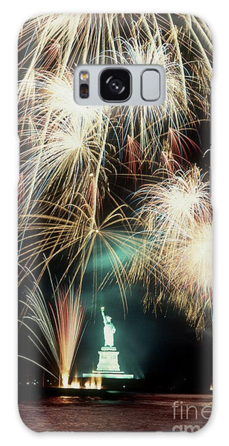 Firework Galaxy Case featuring the photograph Statue Of Liberty Fireworks by Carroll Seghers