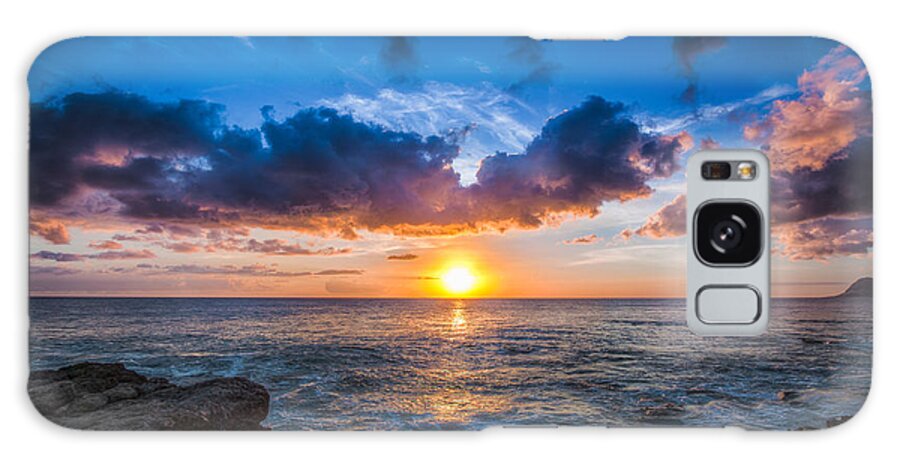 Sunset Galaxy Case featuring the photograph Sunset in Paradise by Mike Lee