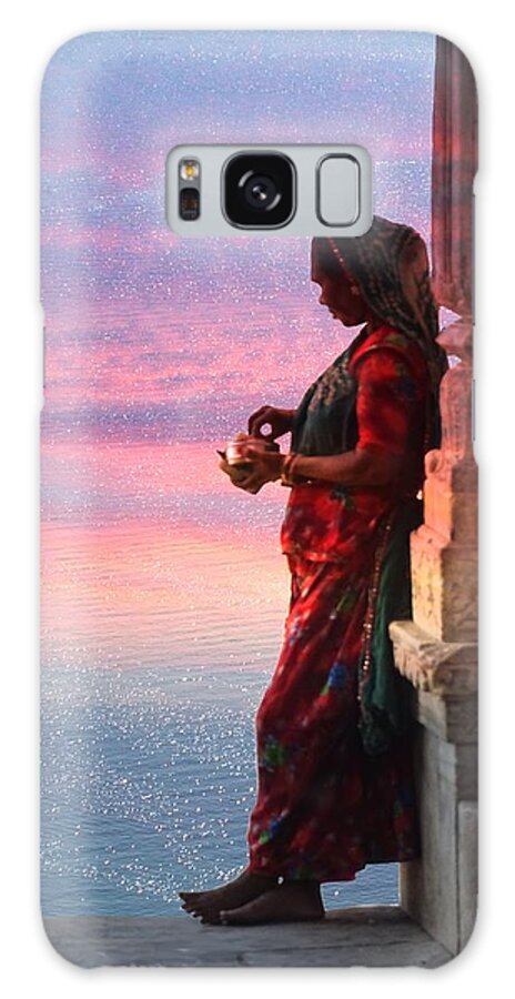 Sunset Galaxy S8 Case featuring the photograph Sunset Lake Colorful Woman Rajasthani Udaipur India by Sue Jacobi