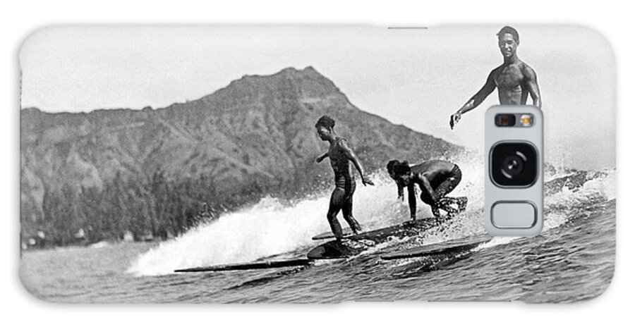 16-20 Years Galaxy Case featuring the photograph Surfing In Honolulu by Underwood Archives