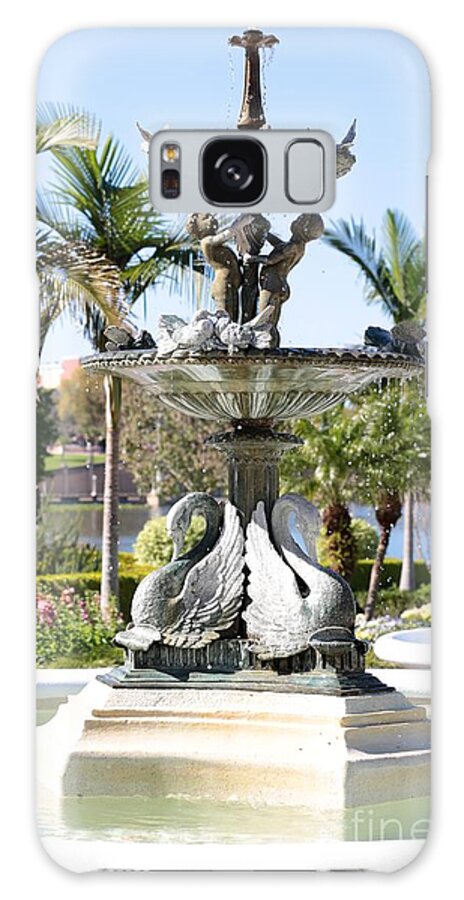 Lakeland Galaxy Case featuring the photograph Swan Fountain in Lakeland by Carol Groenen