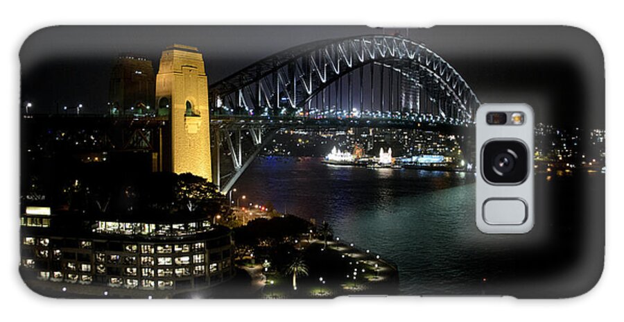 Sydney Harbour Bridge Galaxy S8 Case featuring the photograph Sydney Harbour Bridge by Bob VonDrachek
