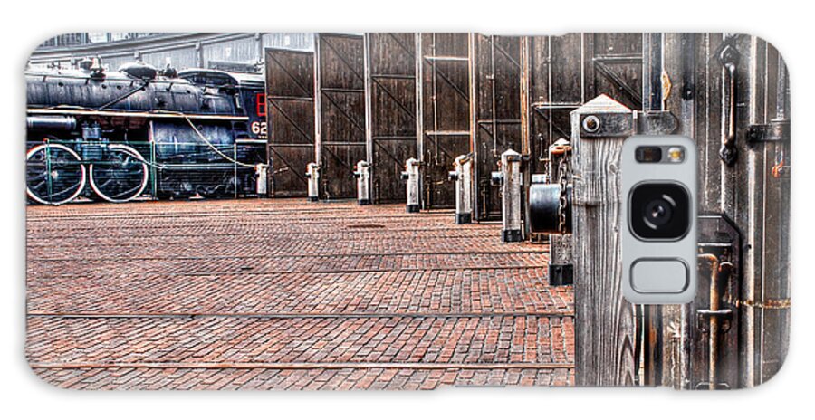 Cobblestone Galaxy S8 Case featuring the photograph The Roundhouse by Keith Armstrong