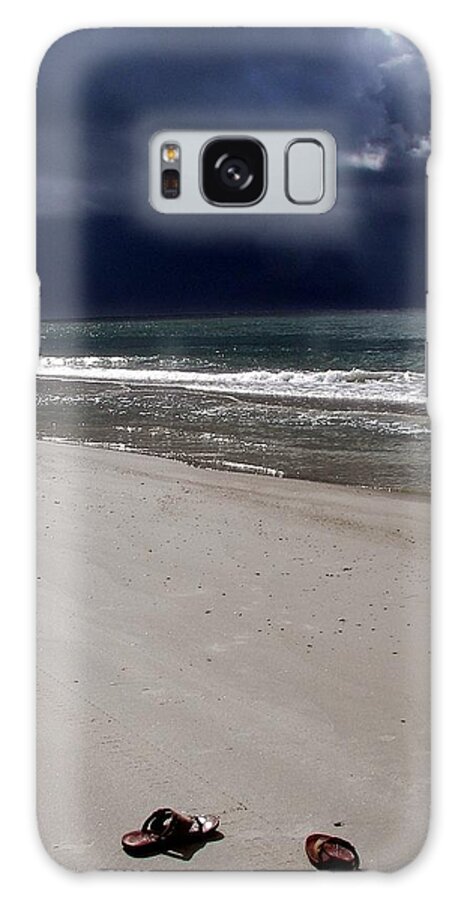 Topsail Island Galaxy S8 Case featuring the photograph Time To Go by Karen Wiles