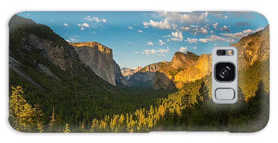 Landscape Galaxy Case featuring the photograph Tunnel View Sunset by Mike Lee