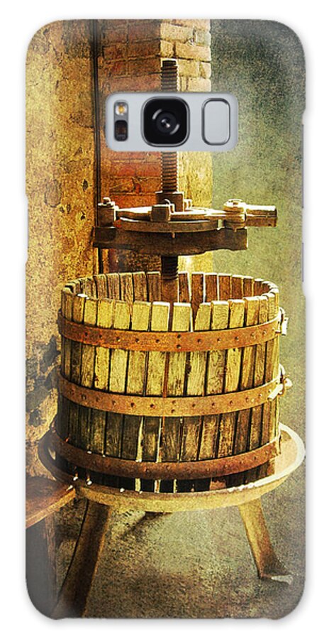 Tuscany Galaxy Case featuring the photograph Tuscany Wine Barrel by Sandra Selle Rodriguez