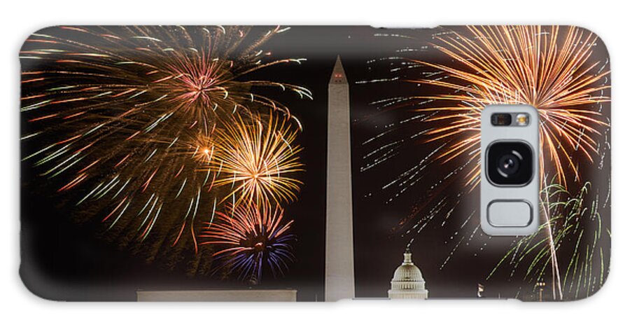 Bang Galaxy S8 Case featuring the photograph Washington Fireworks by David Kay