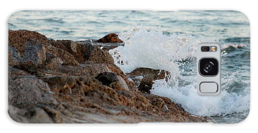 Nature Galaxy Case featuring the photograph Waves Hitting The Rocks by Cynthia Guinn