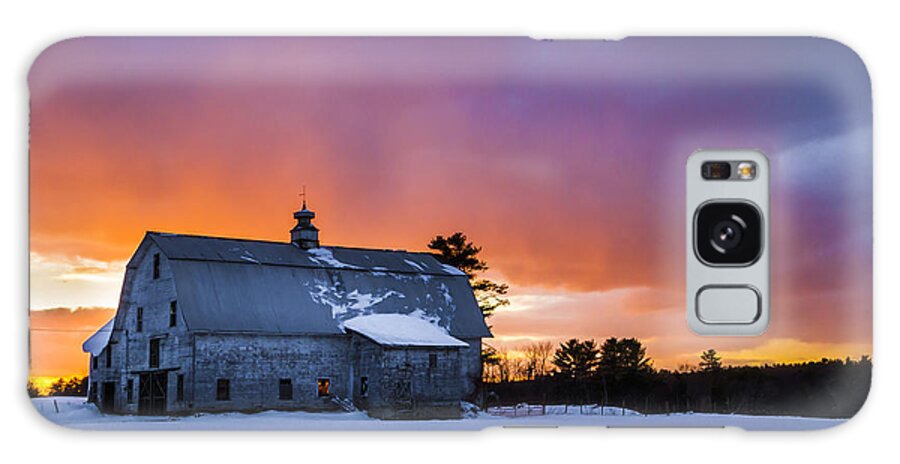 Barns Galaxy Case featuring the photograph Windham Barn by Colin A Chase