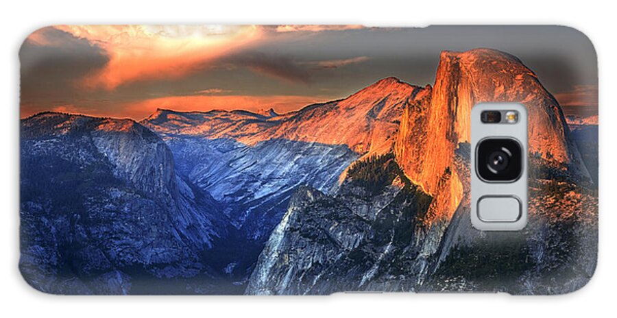 Yosemite Galaxy Case featuring the photograph Yosemite #3 by Daniel Knighton
