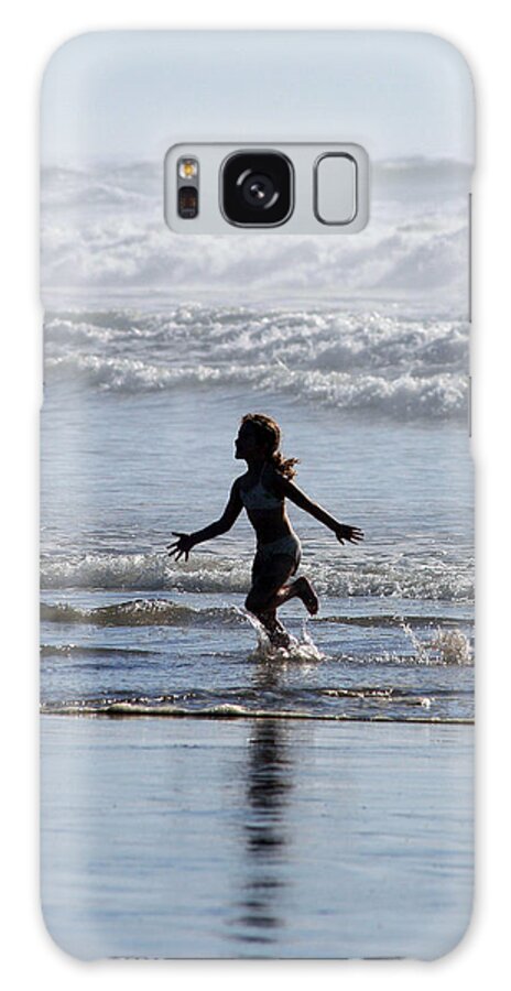 Beach Galaxy S8 Case featuring the photograph Come as a Child by Holly Ethan