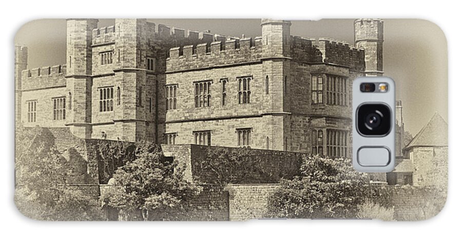 Nostalgic Galaxy Case featuring the photograph Leeds Castle Nostalgic 2 by Chris Thaxter