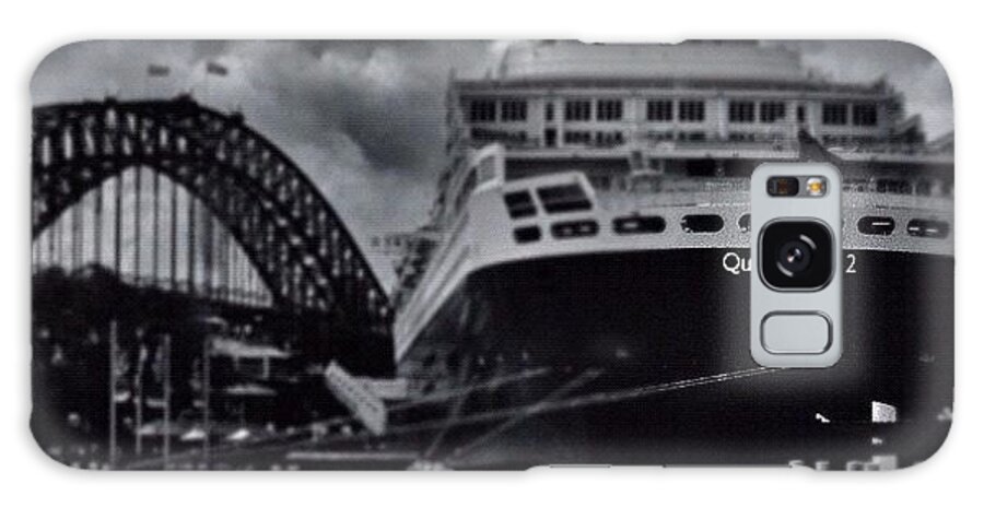 Tagstagramers Galaxy Case featuring the photograph Queen Mary 2 Docked In Sydney by Danny Emslie
