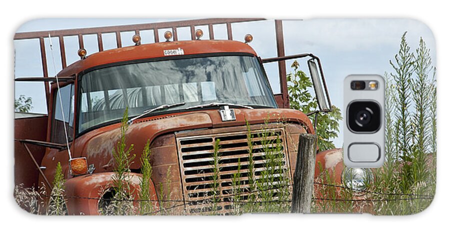 Old Truck Galaxy S8 Case featuring the photograph Turned out to Pasture by Wilma Birdwell