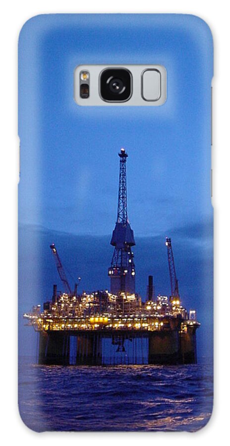Photograph Galaxy Case featuring the photograph Visund in the Twilight by Charles and Melisa Morrison