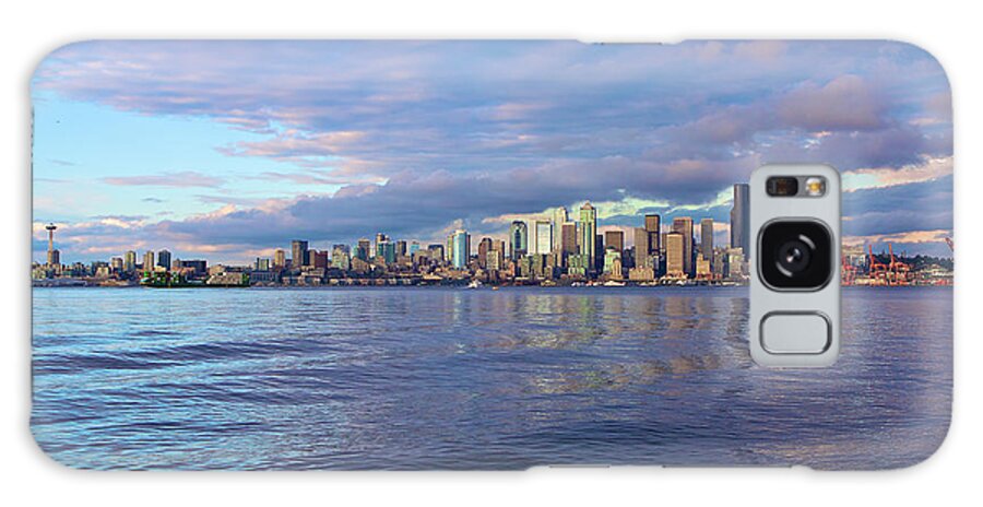 Beach Galaxy Case featuring the photograph Seattle skyline Cityscape #3 by SC Heffner