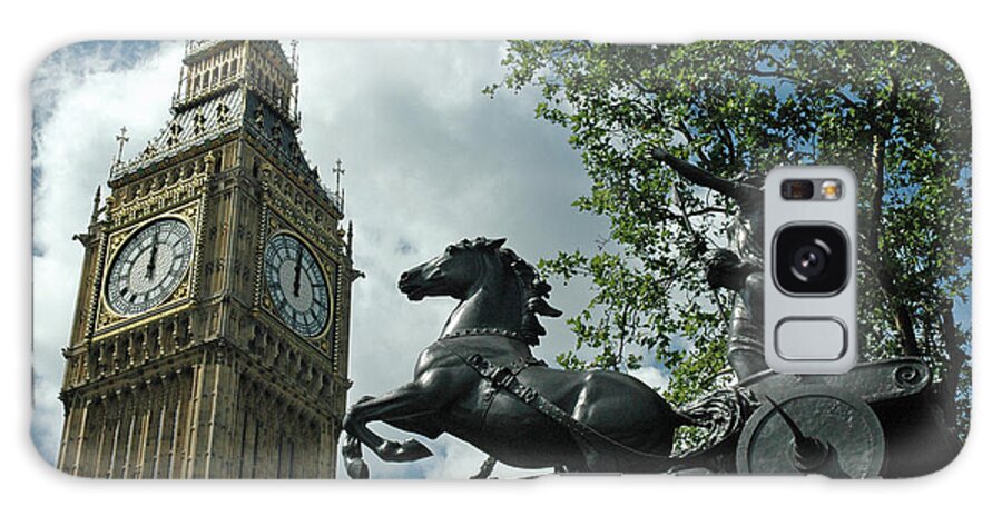 London Galaxy Case featuring the photograph Big Ben, Boadicea and Her Daughters by Bruce Gourley