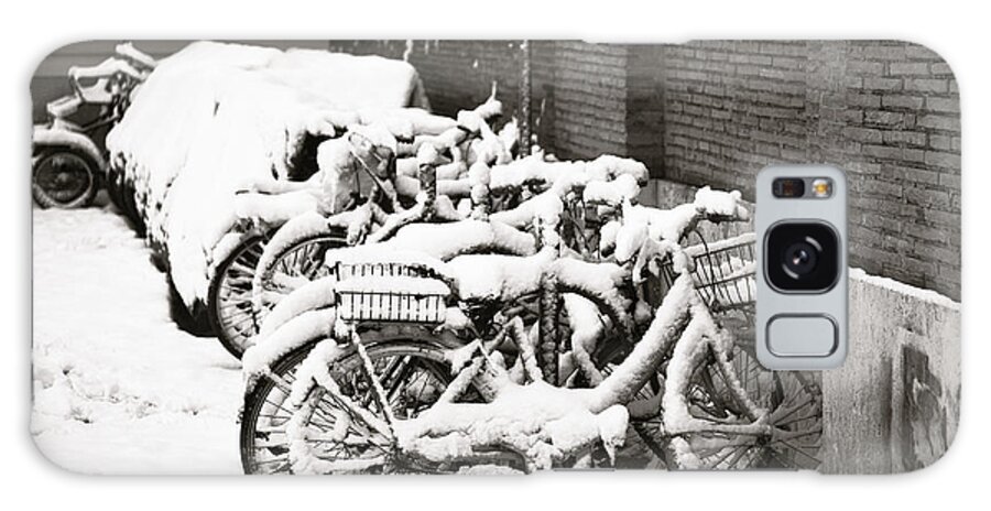 Bikes Parked Galaxy Case featuring the photograph Bikes parked and full of snow by Stefano Senise