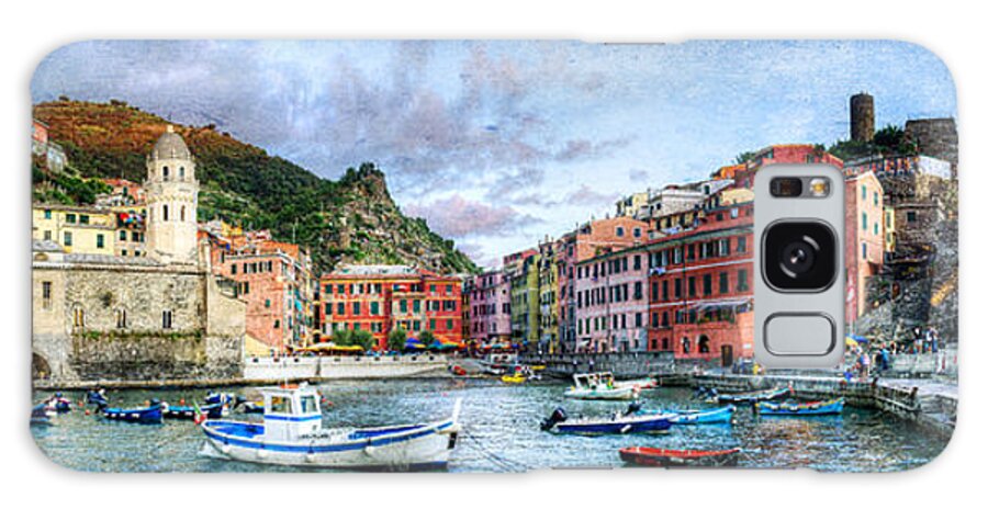 Cinque Terre Galaxy Case featuring the photograph Cinque Terre - Vernazza from the breakwater - Vintage version by Weston Westmoreland