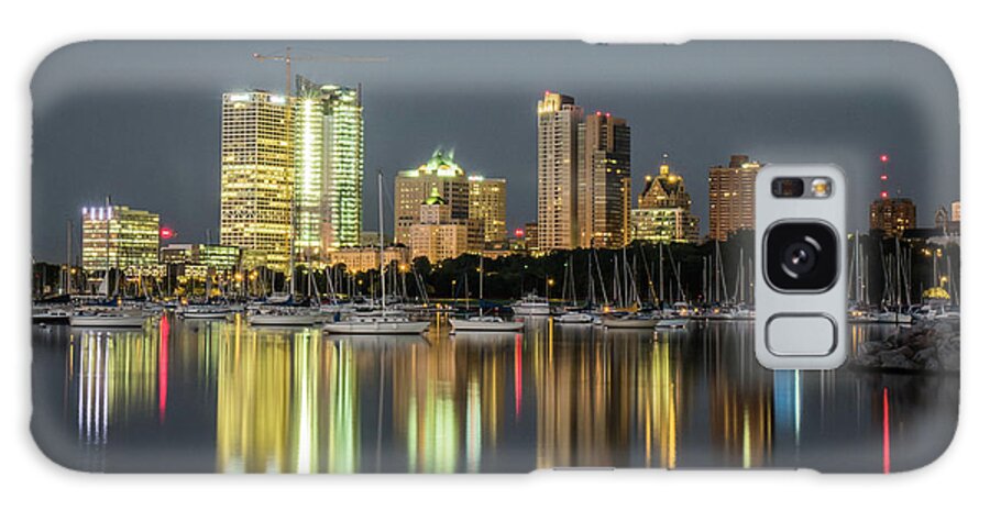 Milwaukee Skyline Galaxy Case featuring the photograph City at Rest by Kristine Hinrichs