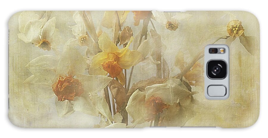 Flowers Galaxy Case featuring the photograph Dried Narcissus by Ann Jacobson