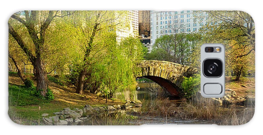 Central Park Galaxy Case featuring the photograph Dusk at Gapstow Bridge - Central Park in Spring by Miriam Danar