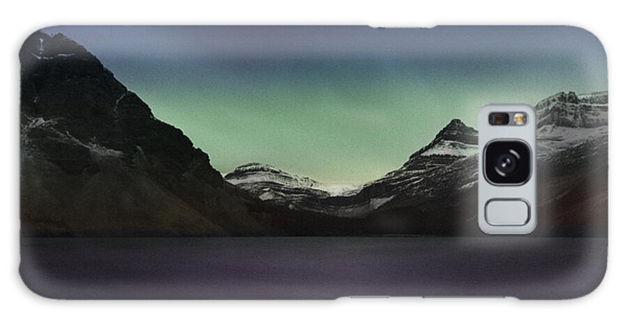 Night Galaxy Case featuring the photograph Emerald Lake by night by Andrew Dickman
