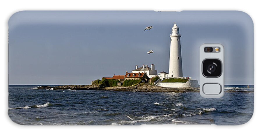 Lighthouse Galaxy Case featuring the photograph Evening at St. Mary's Lighthouse by Elena Perelman