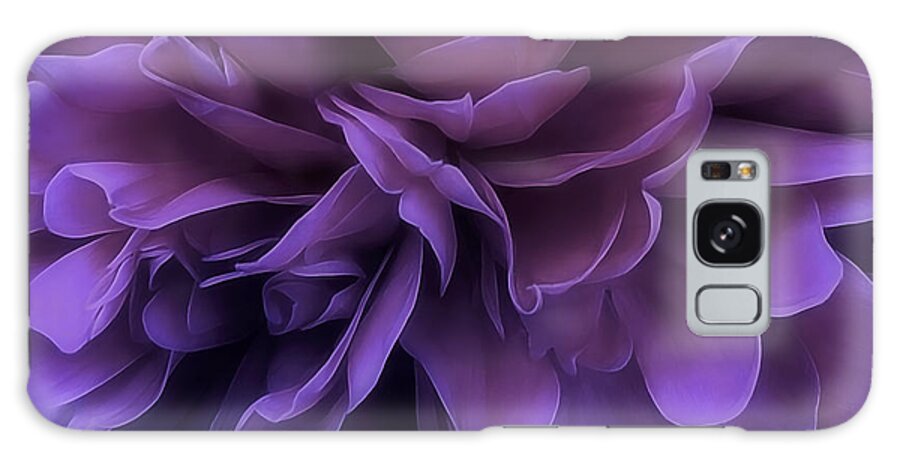 Flower Galaxy Case featuring the photograph Evening Breeze by Darlene Kwiatkowski