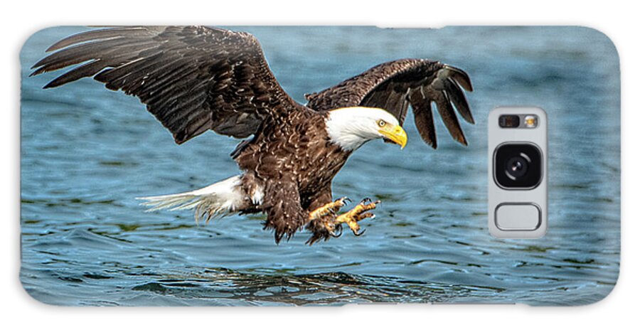Bald Eagle Galaxy Case featuring the photograph Fishing by Jeanette Mahoney