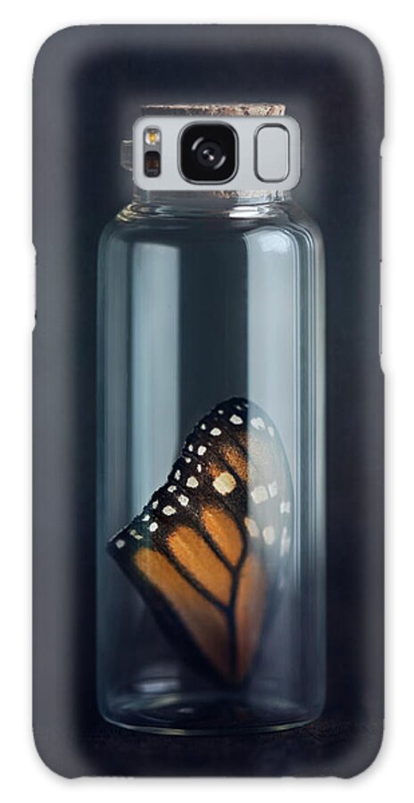 Butterfly Galaxy S8 Case featuring the photograph Fleeting by Amy Weiss