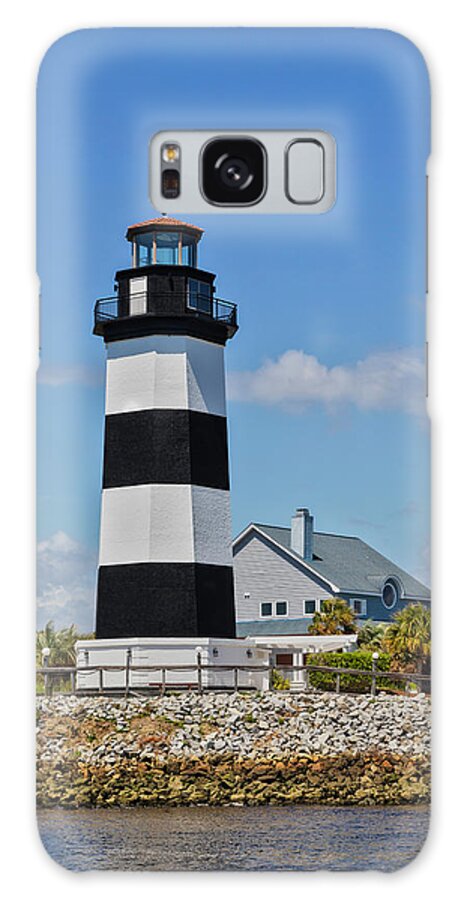 Lighthouse Galaxy Case featuring the photograph Governor's Lighthouse by Lorraine Baum