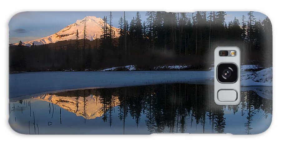 Mt. Hood Galaxy Case featuring the photograph Hood Alpenglow by Michael Dawson
