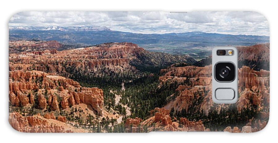 Panorama Galaxy Case featuring the photograph Hoodoos at Bryce Canyon by Georgette Grossman