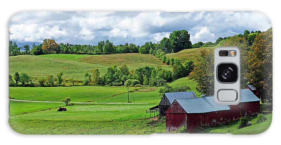 Jenne Hill Farm Galaxy Case featuring the photograph Iconic Vermont by Bill Morgenstern