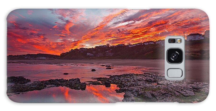 Sunrise Galaxy Case featuring the photograph Lincoln City Sunrise by Darren White