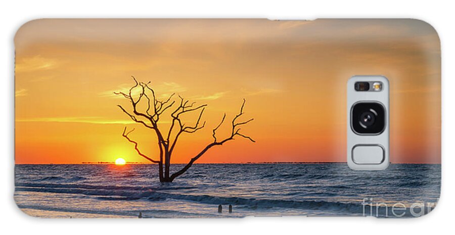 Boneyard Beach Galaxy Case featuring the photograph Lone Tree Sunrise by Michael Ver Sprill