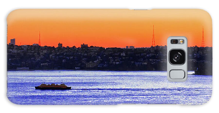 Sunset Galaxy Case featuring the photograph Manly Ferry In Sunset by Miroslava Jurcik