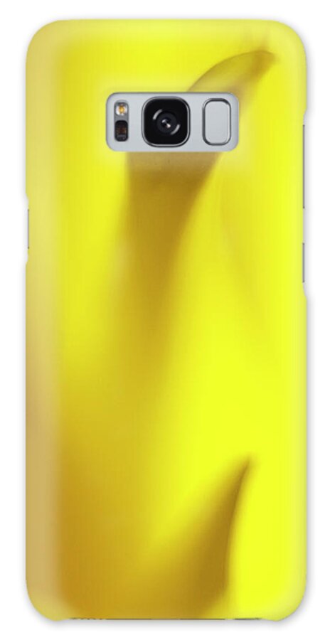 Flower Galaxy Case featuring the photograph Mellow Yellow by Tony Locke
