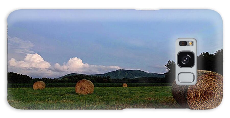Landscape Galaxy Case featuring the photograph Moonrise Hayfield by Jerry LoFaro