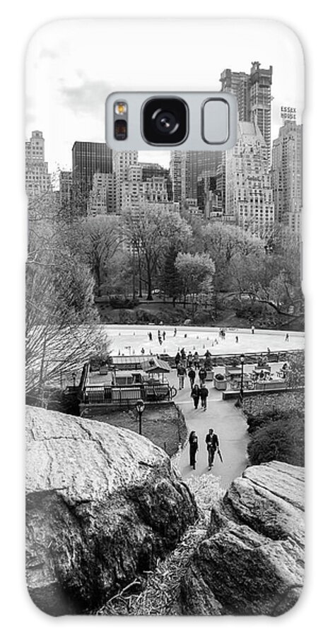 New York City Galaxy S8 Case featuring the photograph New York City Central Park Ice Skating by Ranjay Mitra