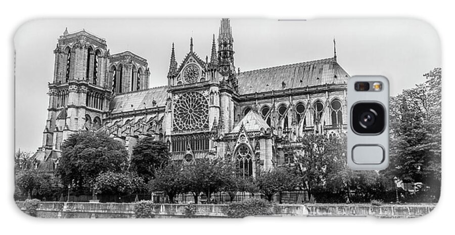 Black And White Galaxy Case featuring the photograph Notre Dame At Flooded Seine River, Blk Wht by Liesl Walsh