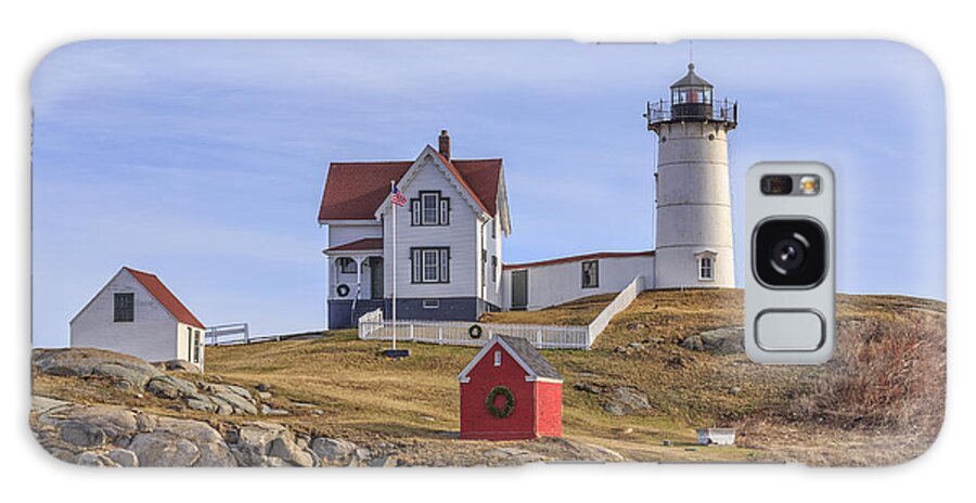 Light Galaxy Case featuring the photograph Nubble Lighthouse York Maine by Edward Fielding