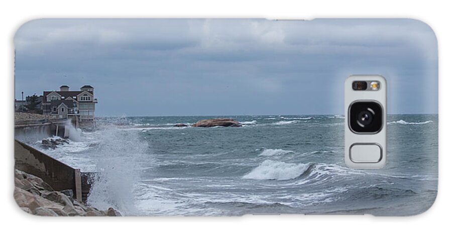 Lighthouse Galaxy Case featuring the photograph Ocean Waves at Minot Beach by Brian MacLean