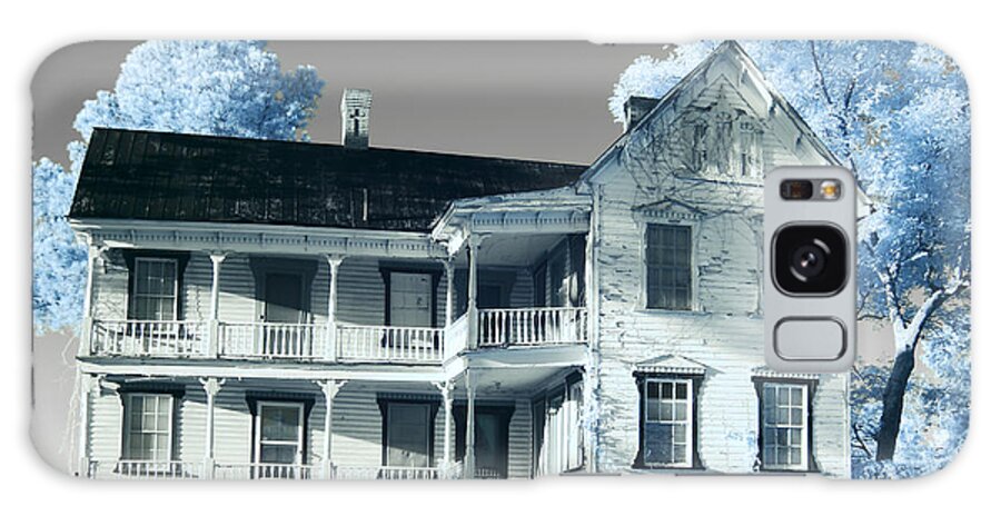 Old Galaxy Case featuring the photograph Old Shull House in 642 by Charles Hite