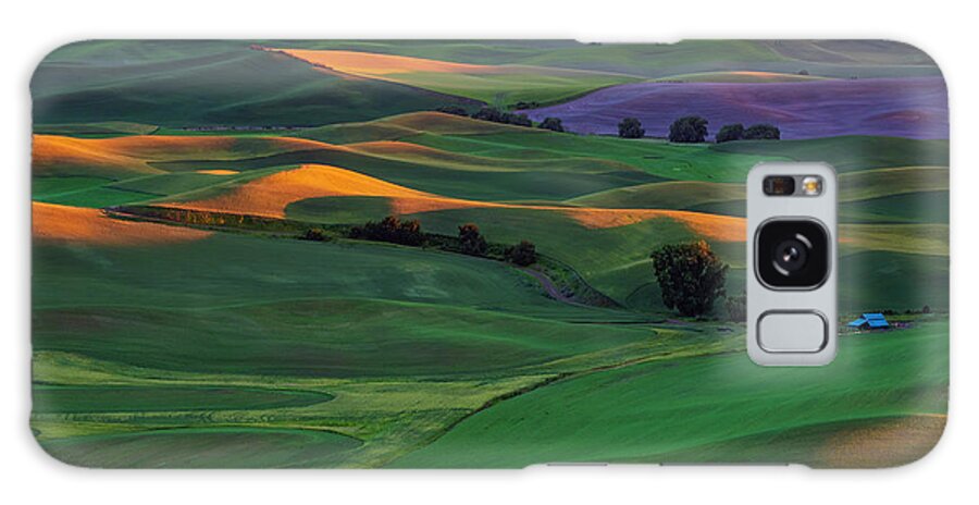 Plowing Galaxy Case featuring the photograph Palouse Sunset from Steptoe Butte State Park by Roberta Kayne